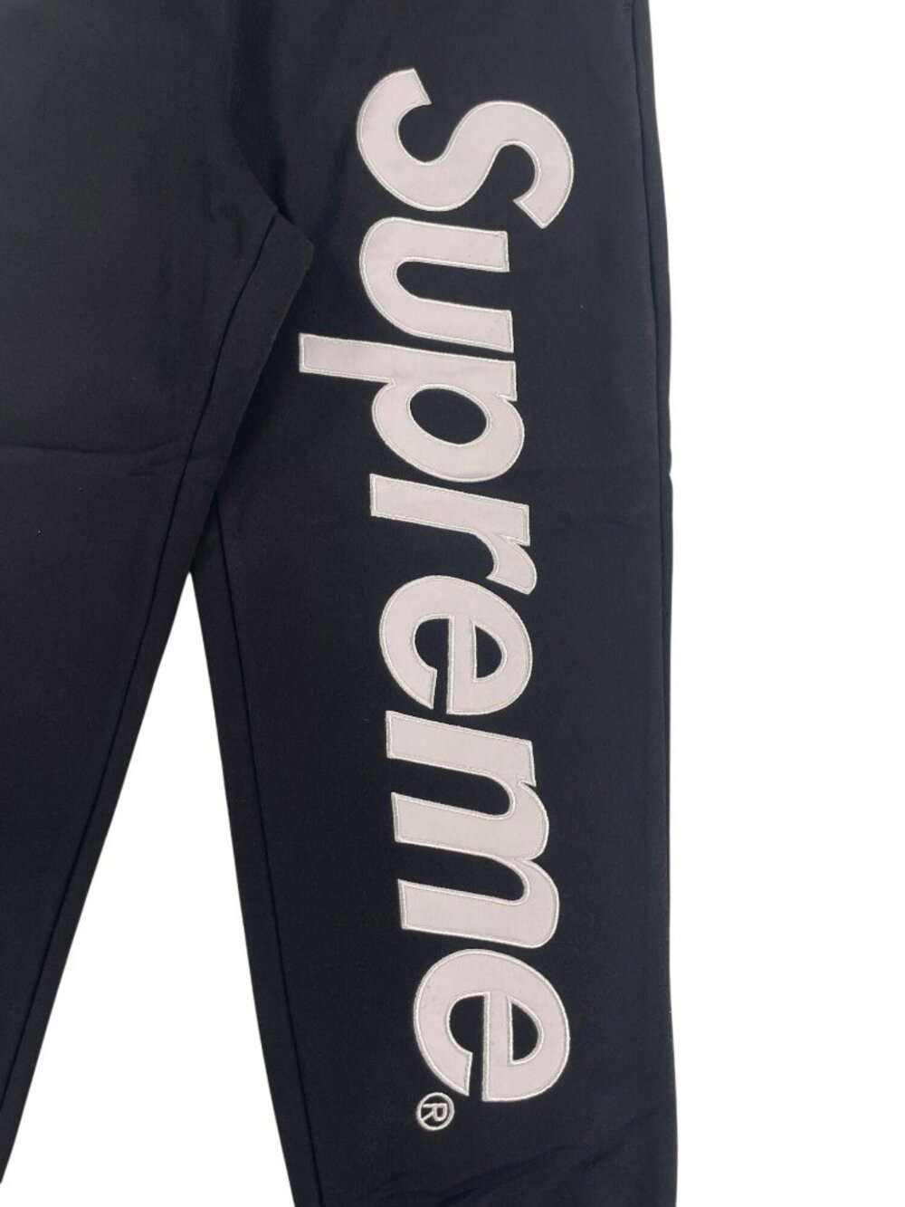 Supreme Sweatpants Streetwear Luxury Logo Elastic Waistband Men's Sz Medium NEW - Picture 3 of 6